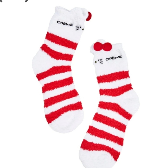 COPY - Hello Kitty Sole Soft Infused Cozy Socks Aloe & Bulgarian Rose New - Picture 2 of 7